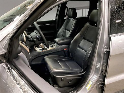 Used 2017 Jeep Grand Cherokee Limited AWD/4WD image 21