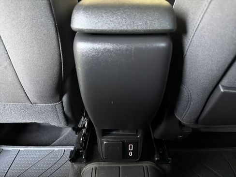 Used 2023 Chevrolet TrailBlazer LT w/ Convenience Package AWD/4WD image 20