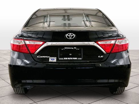 Used 2016 Toyota Camry LE FWD image 4