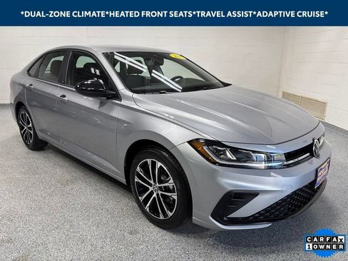 Used 2025 Volkswagen Jetta Sport FWD image 1