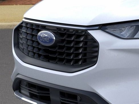 New 2026 Ford Escape SE image 63