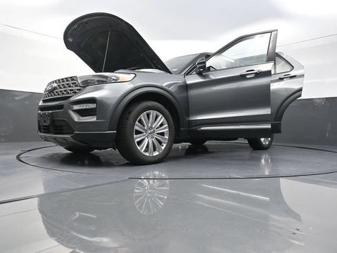 Used 2023 Ford Explorer Limited w/ Hybrid Equipment Group 310A AWD/4WD image 41