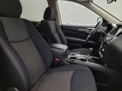 Used 2019 Nissan Pathfinder SV AWD/4WD image 21
