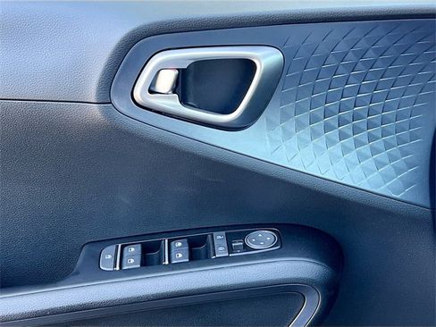 New 2025 Kia Soul EX image 18