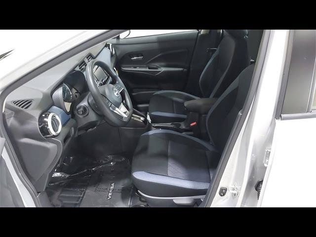 Used 2025 Nissan Versa SV w/ Trunk Package FWD image 20