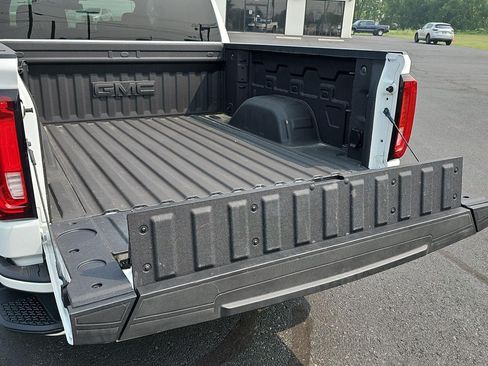 Used 2025 GMC Sierra 1500 AT4 AWD/4WD image 34