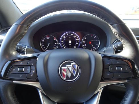 Used 2024 Buick Enclave Premium image 21