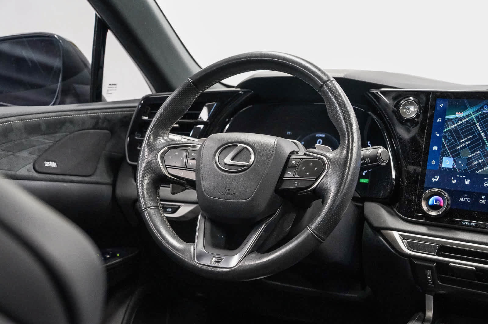 Used 2023 Lexus RX 500h F Sport w/ Accessory Package (Z1) AWD/4WD image 15