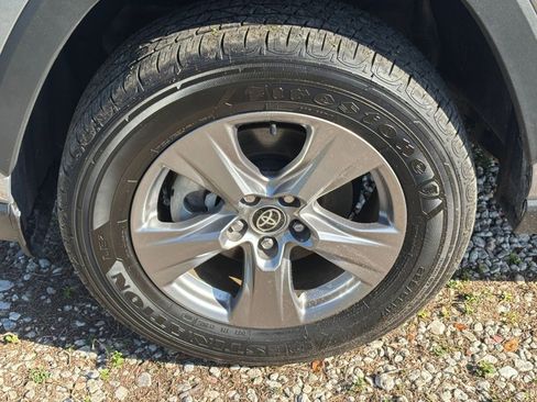 Used 2025 Toyota RAV4 LE image 30