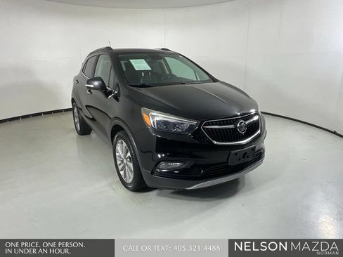 Used 2019 Buick Encore Sport Touring FWD image 6
