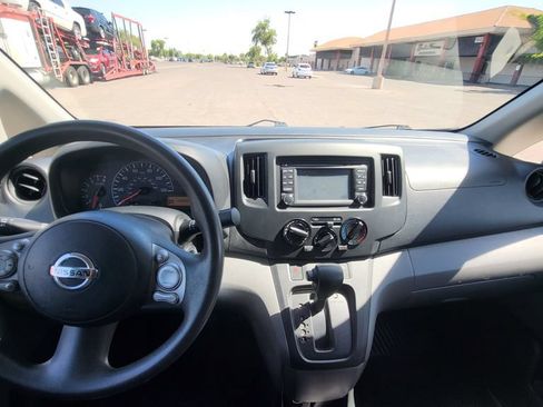 Used 2017 Nissan NV200 SV w/ Technology Package FWD image 28