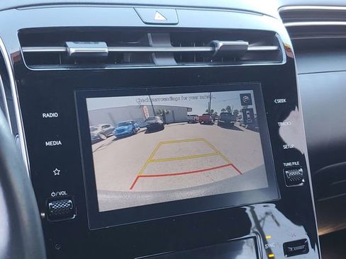 Used 2022 Hyundai Santa Cruz SEL Premium image 25