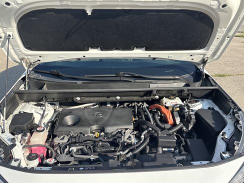 Used 2019 Toyota RAV4 Limited AWD/4WD image 15