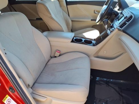 Used 2011 Toyota Venza AWD image 13