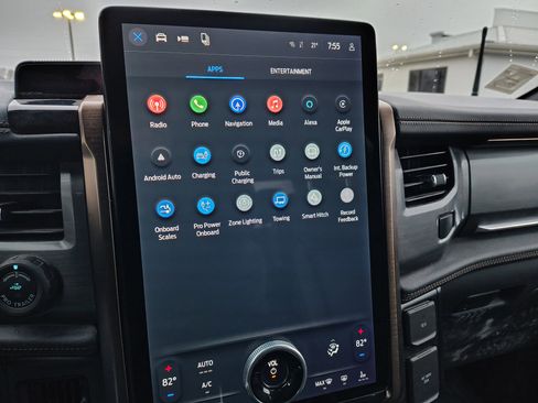 Used 2024 Ford F150 Lightning Lariat image 4