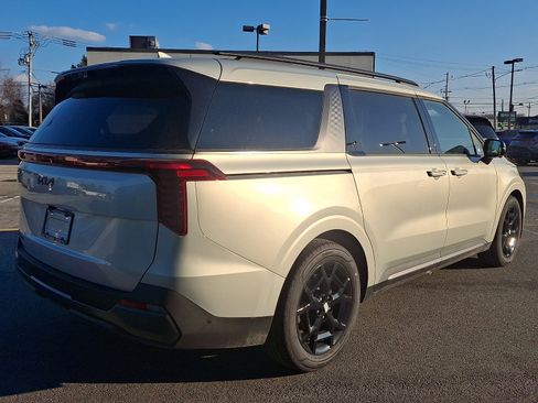 New 2025 Kia Carnival SX Prestige image 7