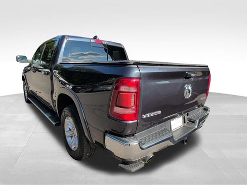 Used 2020 RAM 1500 Laramie AWD/4WD image 3