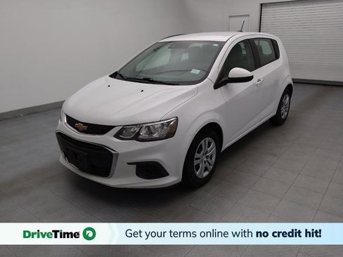 Used 2020 Chevrolet Sonic LT image 1