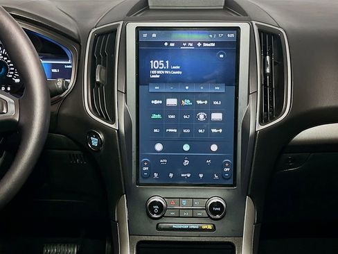 Certified 2023 Ford Edge SEL w/ Convenience Package AWD/4WD image 12