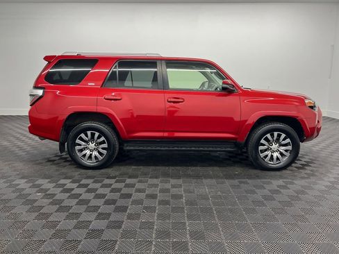 Used 2018 Toyota 4Runner SR5 Premium image 7