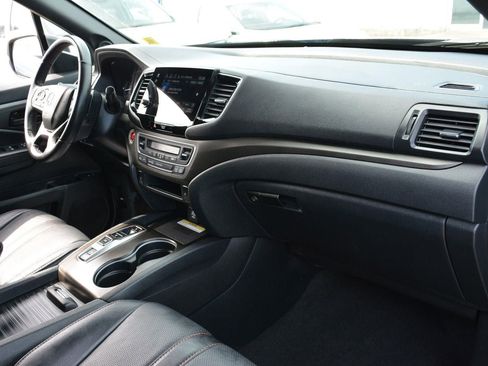 Used 2023 Honda Passport TrailSport image 20
