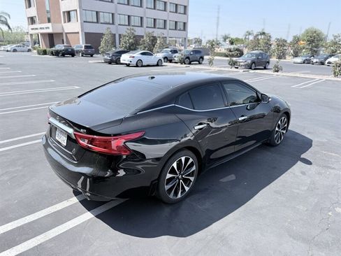 Used 2018 Nissan Maxima SR image 9