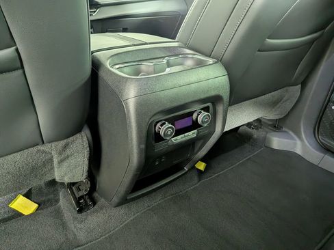 Certified 2025 Buick Enclave Sport Touring image 39