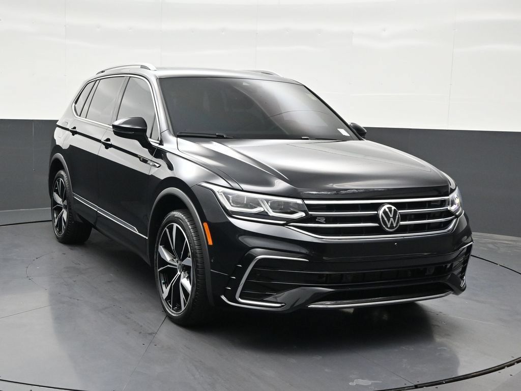 Used 2024 Volkswagen Tiguan SEL R-Line AWD/4WD image 8