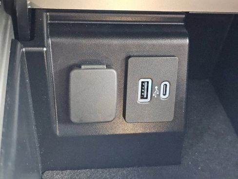 Certified 2022 Ford Explorer Timberline w/ Timberline Technology Package image 16