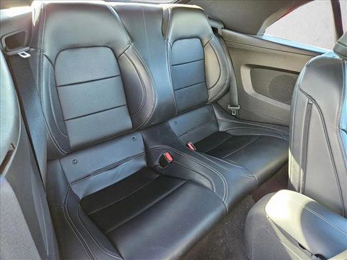 Used 2025 Ford Mustang Premium image 19