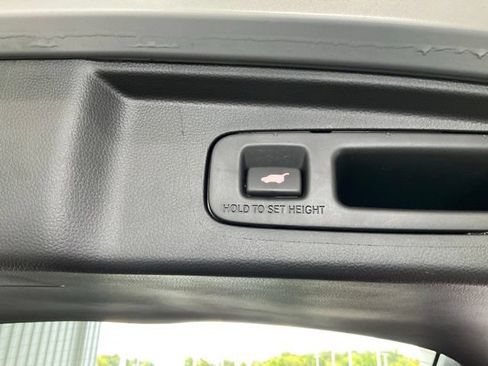 Used 2024 Honda CR-V EX-L image 20