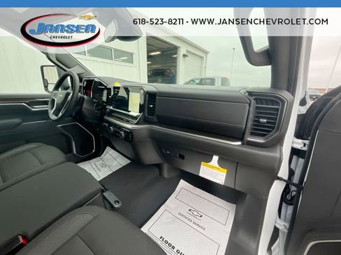 New 2026 Chevrolet Silverado 3500 LT image 28