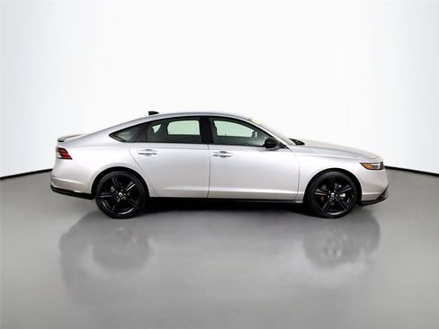 Certified 2025 Honda Accord Sport image 17