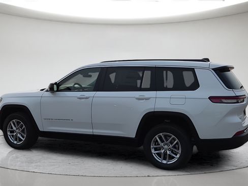 New 2026 Jeep Grand Cherokee L 4WD image 16