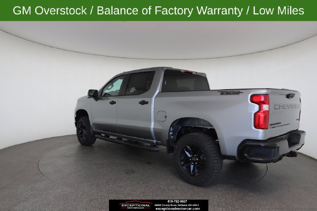 Used 2026 Chevrolet Silverado 1500 Custom Trail Boss w/ Dark Appearance Package AWD/4WD image 11