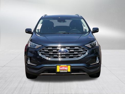 Used 2024 Ford Edge Titanium AWD/4WD image 2