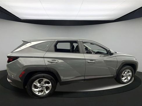 Certified 2024 Hyundai Tucson SE image 5