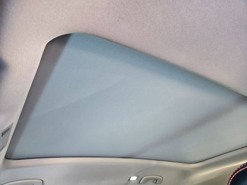 Used 2024 Volkswagen Atlas Peak Edition SE image 34