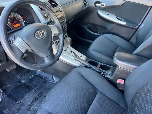 Used 2010 Toyota Corolla S image 12