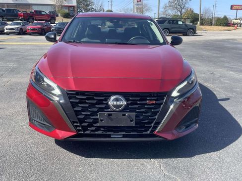Used 2024 Nissan Altima 2.5 SR image 8