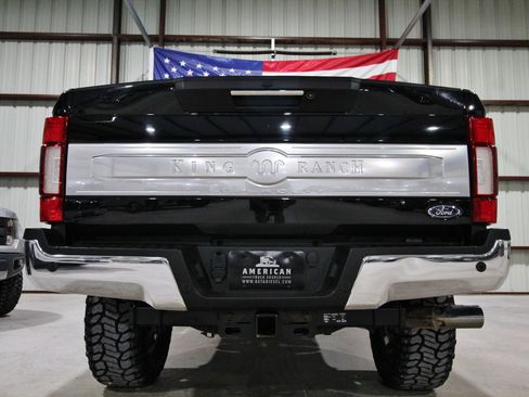 Used 2021 Ford F250 King Ranch w/ King Ranch Ultimate Package AWD/4WD image 9