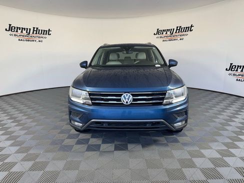 Used 2020 Volkswagen Tiguan SEL image 7