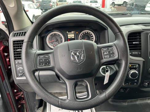 Used 2017 RAM 1500 Express w/ Express Value Package image 20