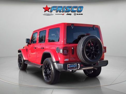 Certified 2025 Jeep Wrangler Unlimited Sahara image 5