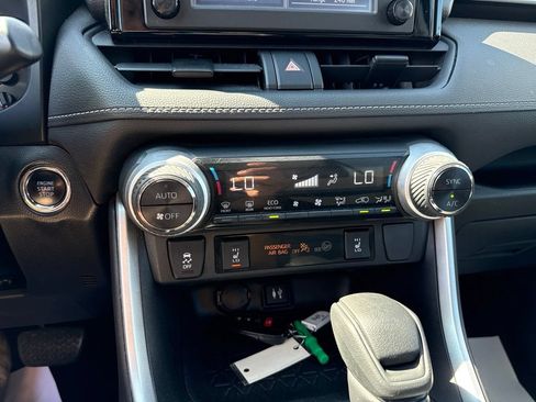 Used 2019 Toyota RAV4 XLE w/ Convenience Package AWD/4WD image 37