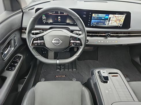 Used 2023 Nissan Ariya Engage image 20