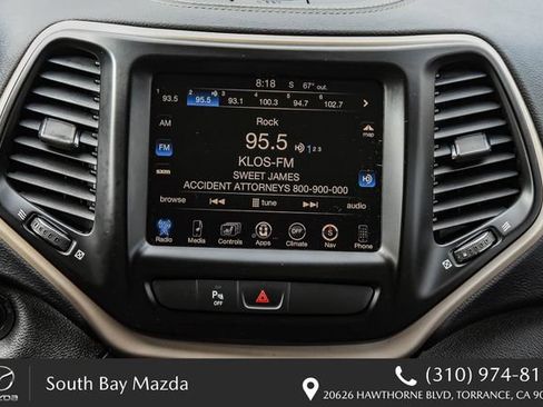 Used 2017 Jeep Cherokee Limited FWD image 14