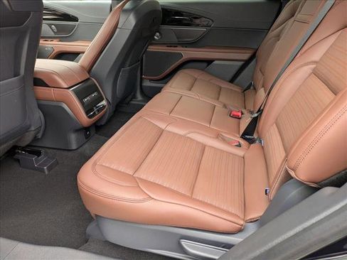 New 2026 Lincoln Nautilus Reserve image 14