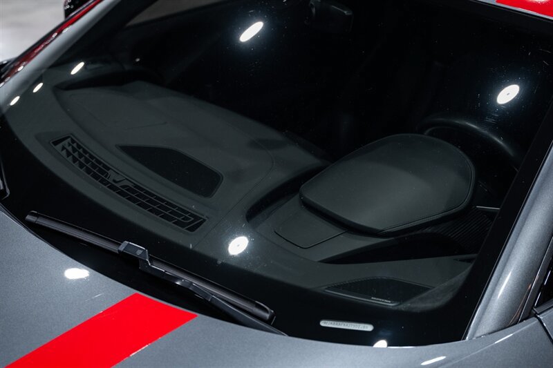 Used 2018 Audi R8 V10 RWD image 60
