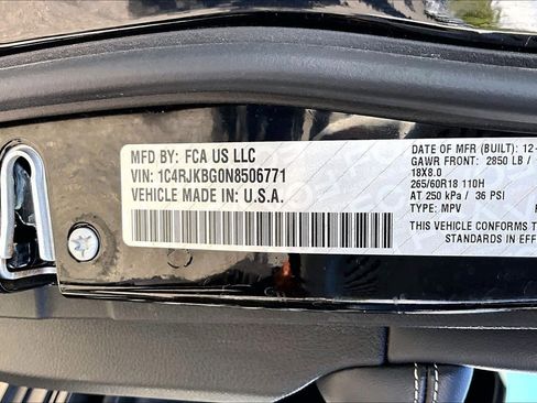 Used 2022 Jeep Grand Cherokee L Limited image 34